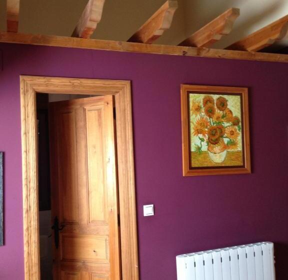 اتاق استاندارد چهار تخته, Hosteria San Emeterio