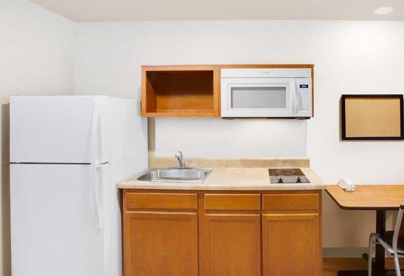 Студия Стандарт, Woodspring Suites College Station