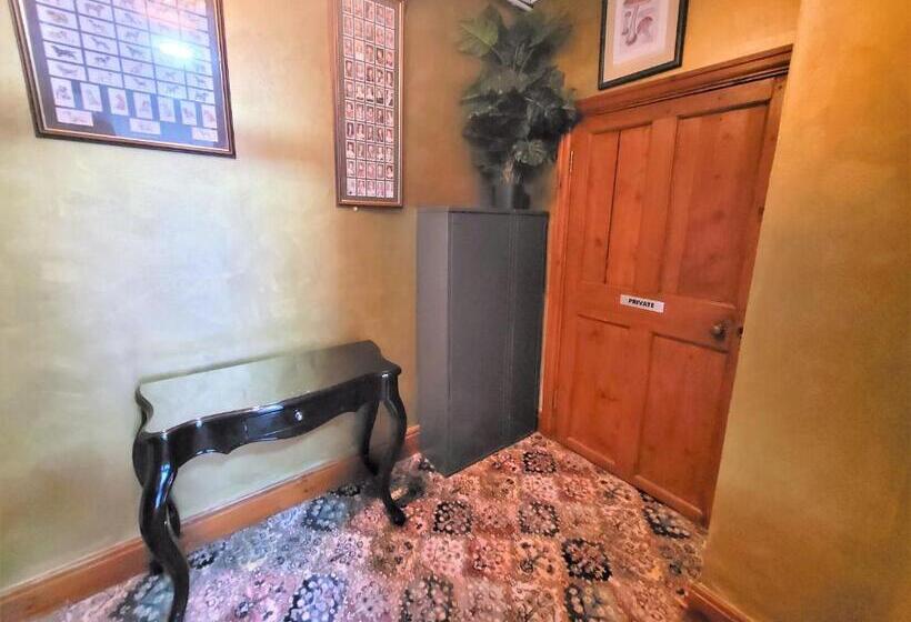 Номер Стандарт, Hideaway Escapes, Farmhouse B&b & Holiday Home, Ideal Family Stay Or Romantic Break, Friendly Animal