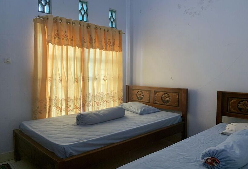 Номер Стандарт, Homestay Awal Fajar Syariah Bulukumba