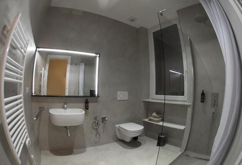 Номер Стандарт с Балконом, Villa Jasmine B&b