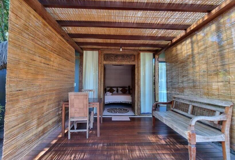اتاق استاندارد سه نفره, Villa Bulan
