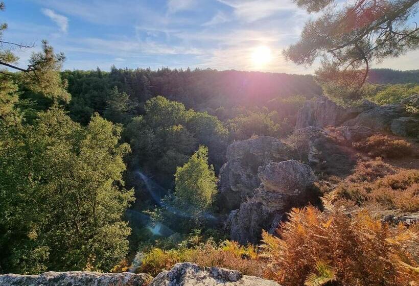 Дом 1 Спальня, La Tiny Proche Lac Et Forêt