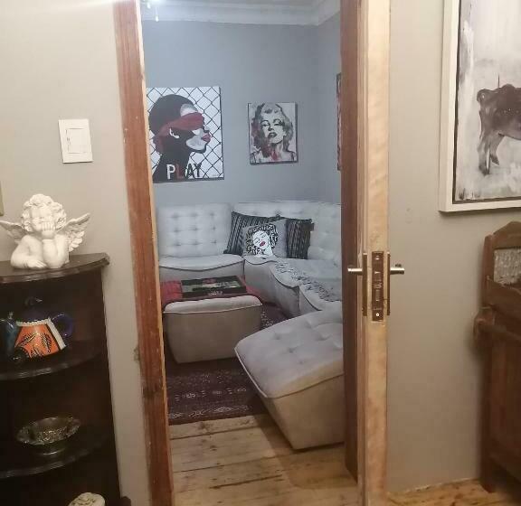 Номер Стандарт, The Place Guesthouse Parys