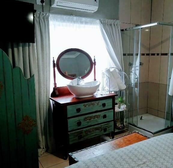 Номер Стандарт, The Place Guesthouse Parys