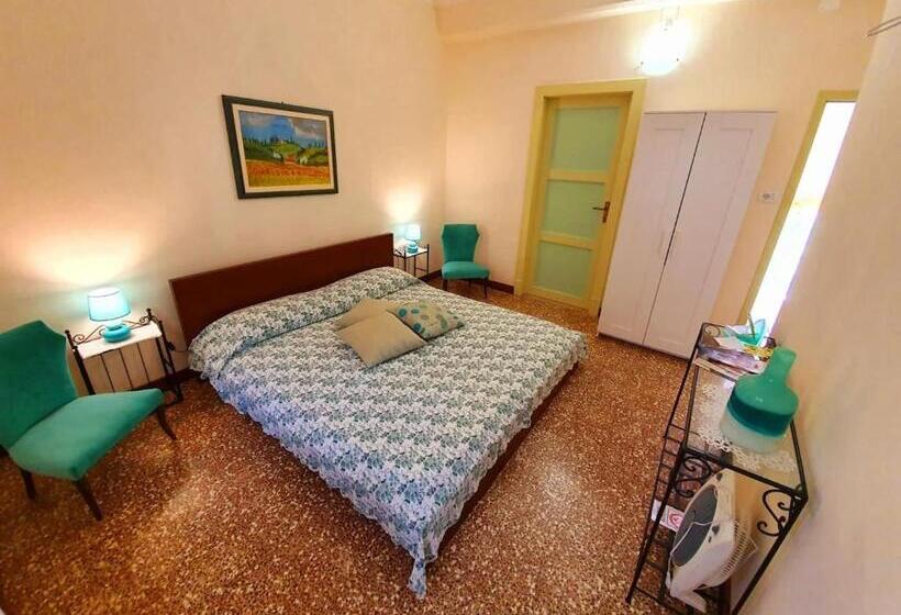 Номер Deluxe, Il Girasole ...at Andorus  House