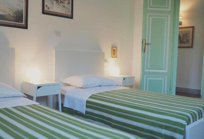 Standard room with outdoor bath, Villa Monti