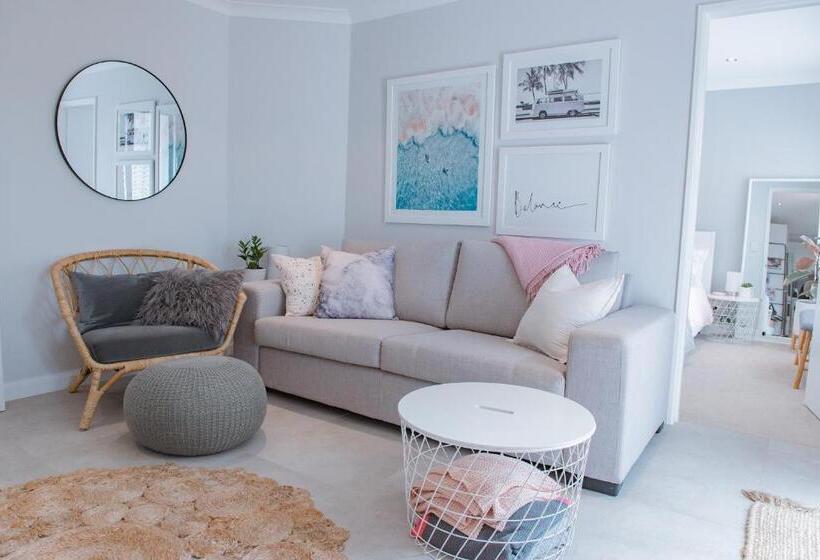 شقة غرفة واحدة, Mindarie Retreat