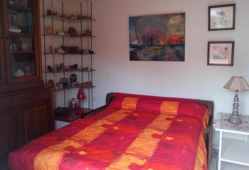 Номер Стандарт, Chambres D Hôtes Issy Paris