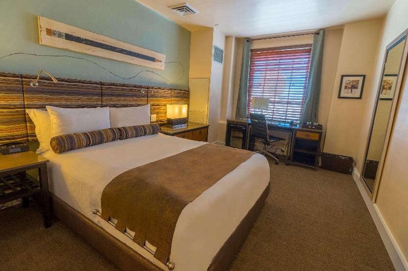 اتاق استاندارد برای معلولان, Holiday Inn Express Rotterdam   Central Station, An Ihg