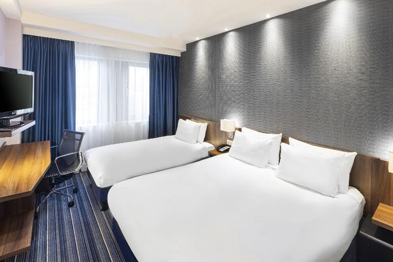 اتاق استاندارد, Holiday Inn Express Rotterdam   Central Station, An Ihg