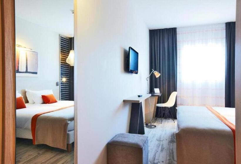 Номер Стандарт Двуспальная Кровать, Kyriad Prestige Vannes Centre  Palais Des Arts
