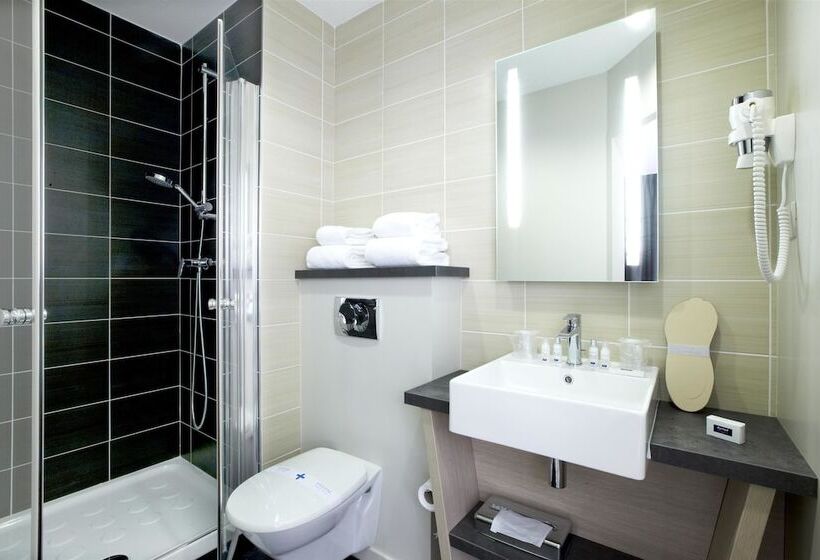 Номер Стандарт Двуспальная Кровать, Kyriad Prestige Vannes Centre  Palais Des Arts