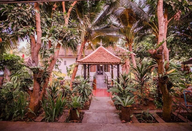 Номер Deluxe, The Sanctuary Villa Battambang