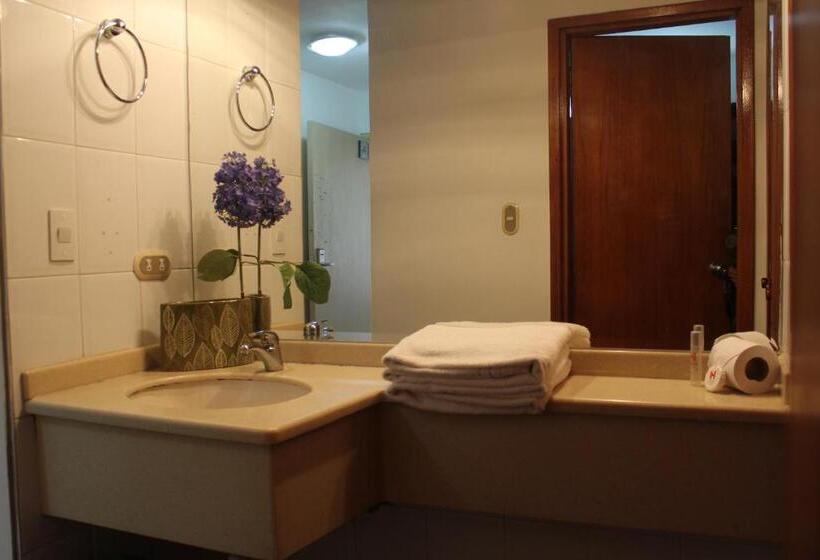 سوییت با چشم‌انداز دریا, Hippocampus Vacation Club