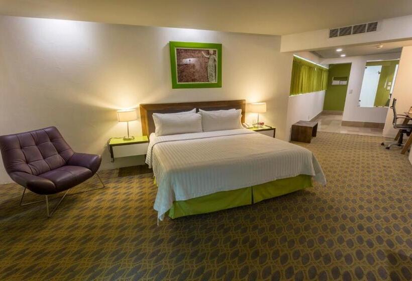 اتاق لوکس, Holiday Inn Queretaro Zona Krystal, An Ihg