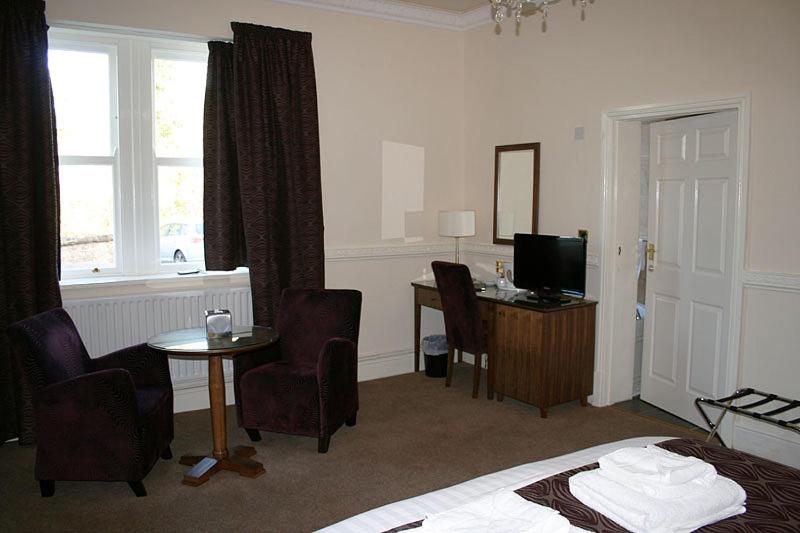 اتاق استاندارد, Irton Hall
