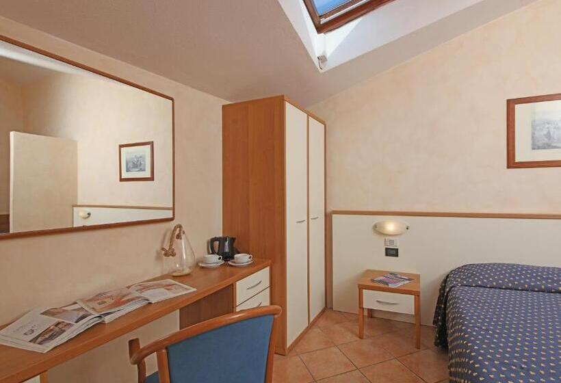 Номер Стандарт Трехместный, San Rocco Relais