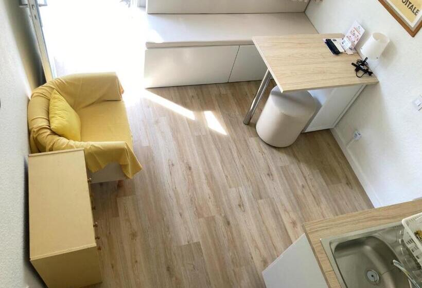 Студия Стандарт, Residence Thibaud