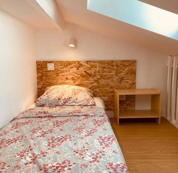 Апартаменты 1 Спальня Вид на Сад, Residence Thibaud