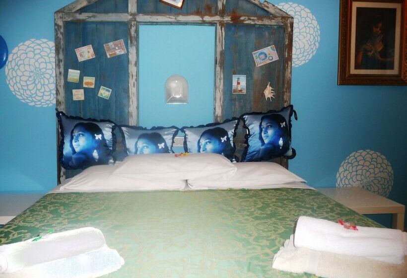 Quarto Estandar, Riccione Beach