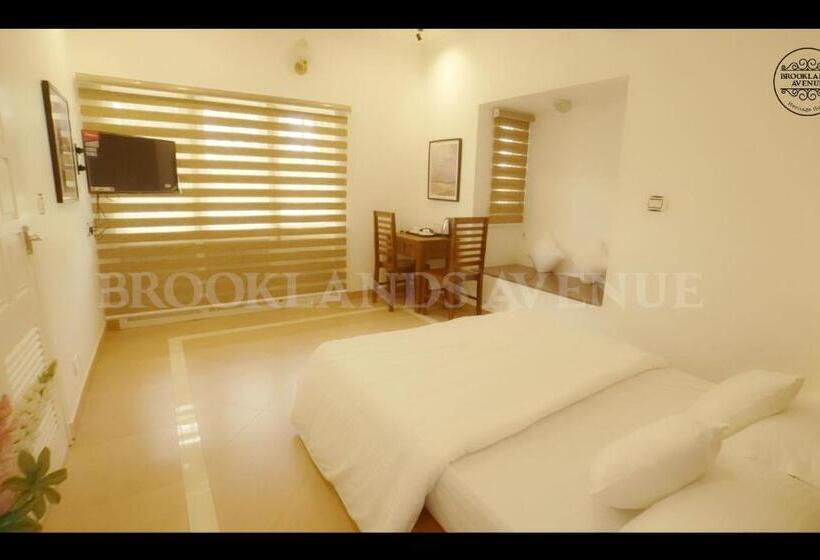 اتاق استاندارد با بالکن, Brooklands Avenue