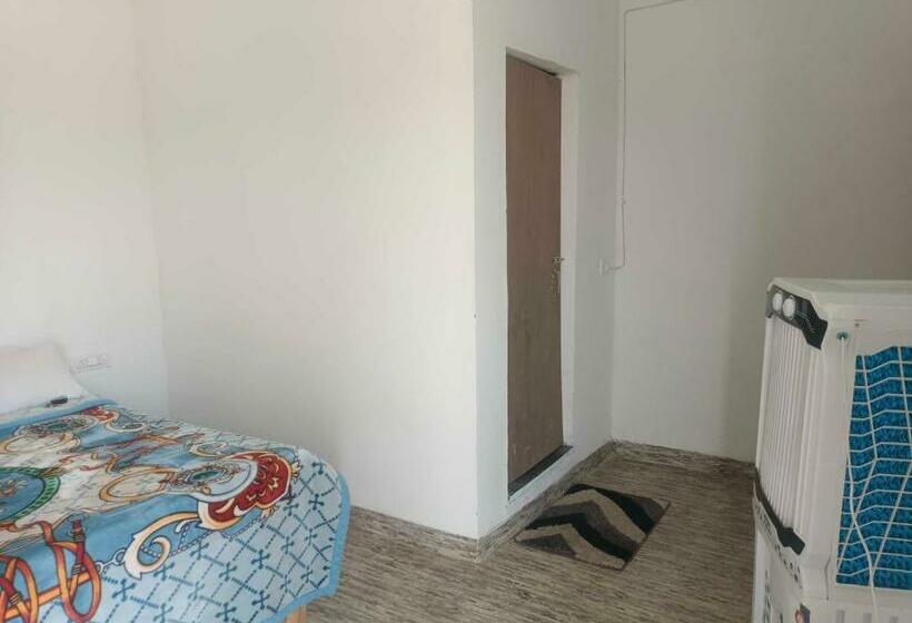 Трехместный Номер Классика, Pop 84706  J S R Palace Gardens