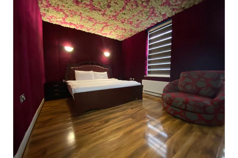 Номер Superior, Sk Baylis House