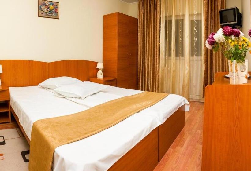 اتاق استاندارد با بالکن, Riviera