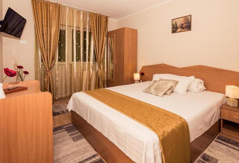 اتاق استاندارد با بالکن, Riviera