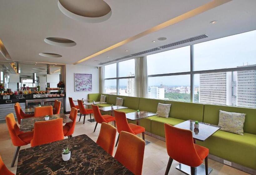 Стандартный Номер Кровать Кинг, Cali Marriott