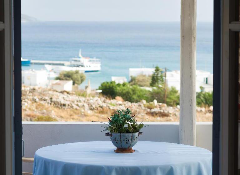 1 Bedroom Deluxe Apartment Sea View, Kimolis