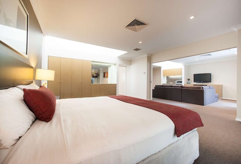 Люкс Повышенной Комфортности, Ramada Hotel & Suites By Wyndham Cabramatta