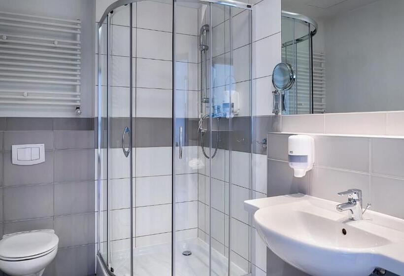 اتاق استاندارد یک نفره, Focus Hotel Katowice Chorzów