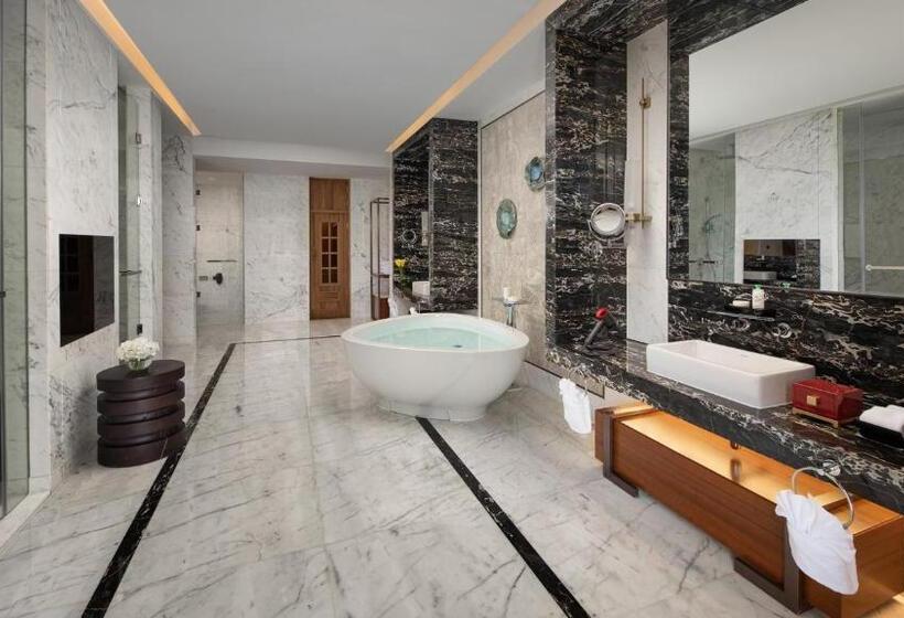 Люкс Кровать Кинг, Intercontinental Kunming, An Ihg