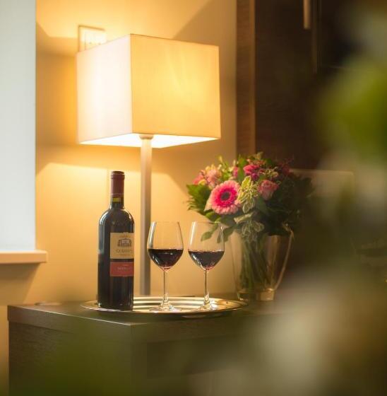Номер Комфорт Индивидуальный, Jakob Regensburg Downtown, Best Western Signature Collection