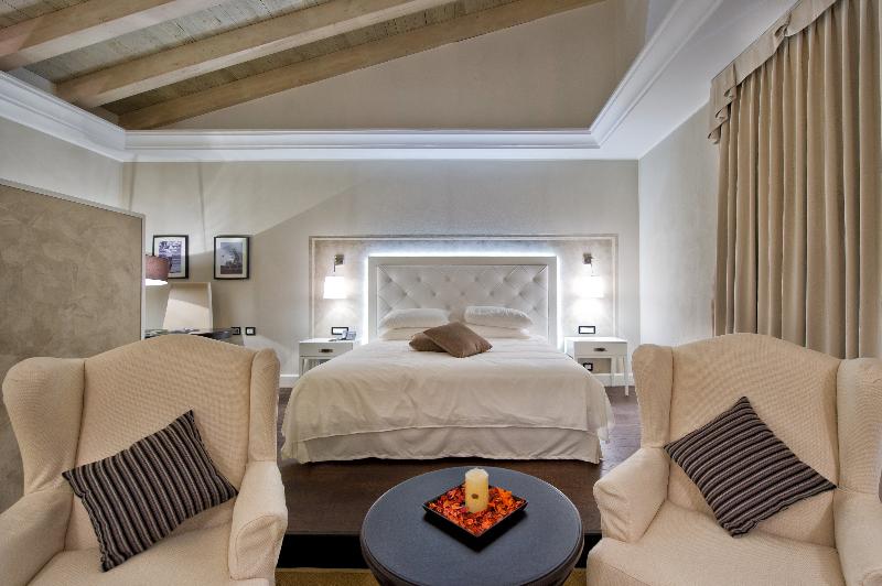 اتاق لوکس سه تخته, Borgo Di Luce I Monasteri Golf Resort & Spa