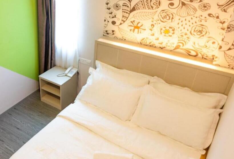 Номер Superior, The Crown Hotel Klia