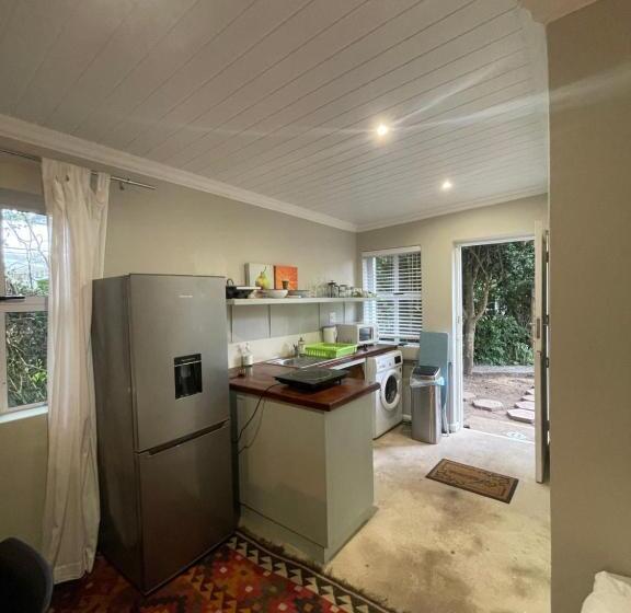 اتاق استاندارد, Sarah S Place  Heatherlands,george