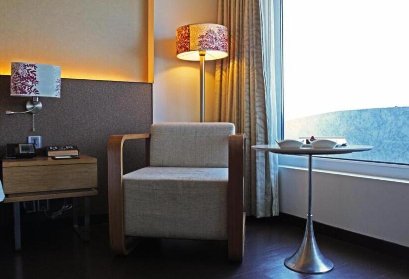 اتاق لوکس, Fortune Select Sg Highway, Ahmedabad   Member Itc S Hotel Group