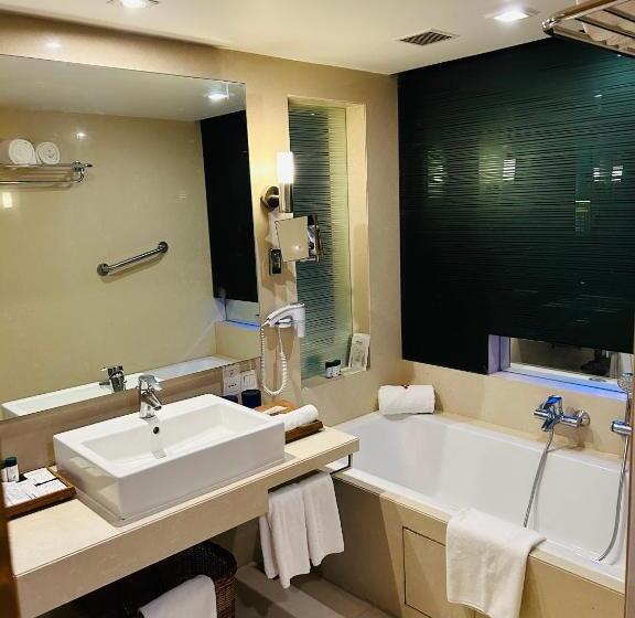 اتاق کلاب, Fortune Select Sg Highway, Ahmedabad   Member Itc S Hotel Group