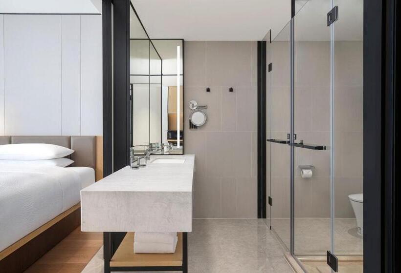 Номер Deluxe Вид на Город, Fairfield By Marriott Shenshan Special Cooperation Zone