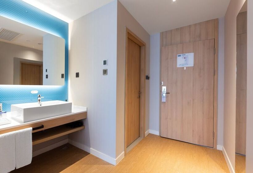 اتاق استاندارد با تخت دوبل, Holiday Inn Express Nanchang Riverside, An Ihg