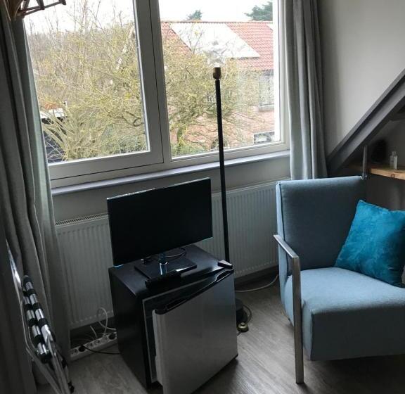 اتاق لوکس, B&b Zee Van Tijd Domburg