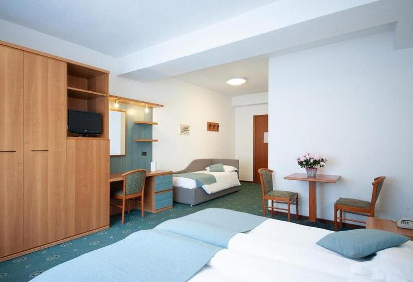 四人标准间, Albergo San Carlo