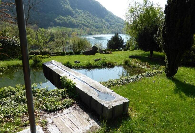 1 Bedroom Apartment Lake View, Al Trovante   Gardaslowemotion