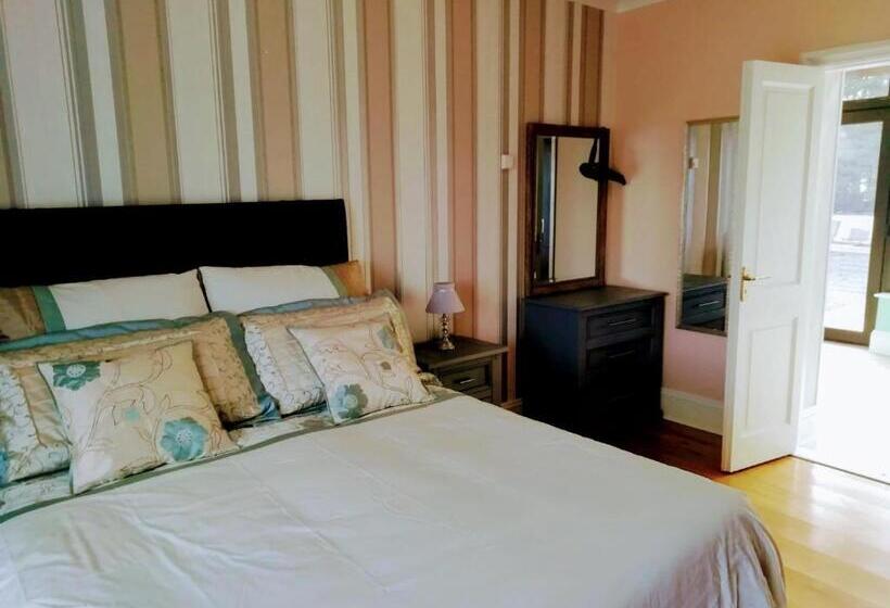 اتاق استاندارد, Hunters Lodge B&b