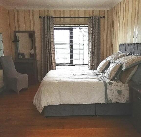 اتاق استاندارد, Hunters Lodge B&b