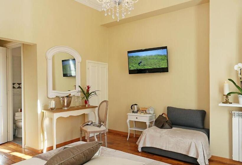 Номер Superior, Liberty Rome Suites   Liberty Collection