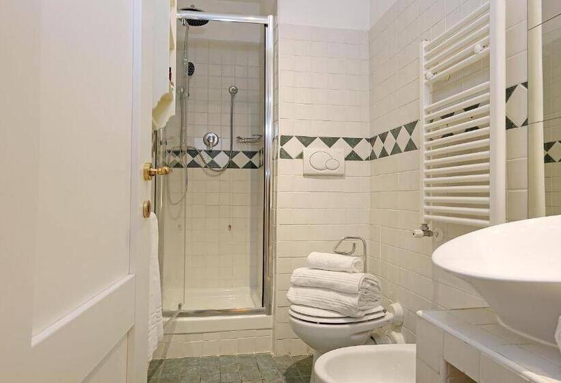 Люкс 2 Спальни, Liberty Rome Suites   Liberty Collection